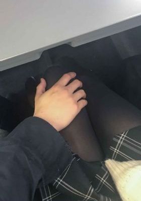 欧美色丝袜美腿_蓝光在线观看电视